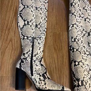 Vince Camuto Boots Cottara Women 6 Snake Print Tall Tight High Block Heel New